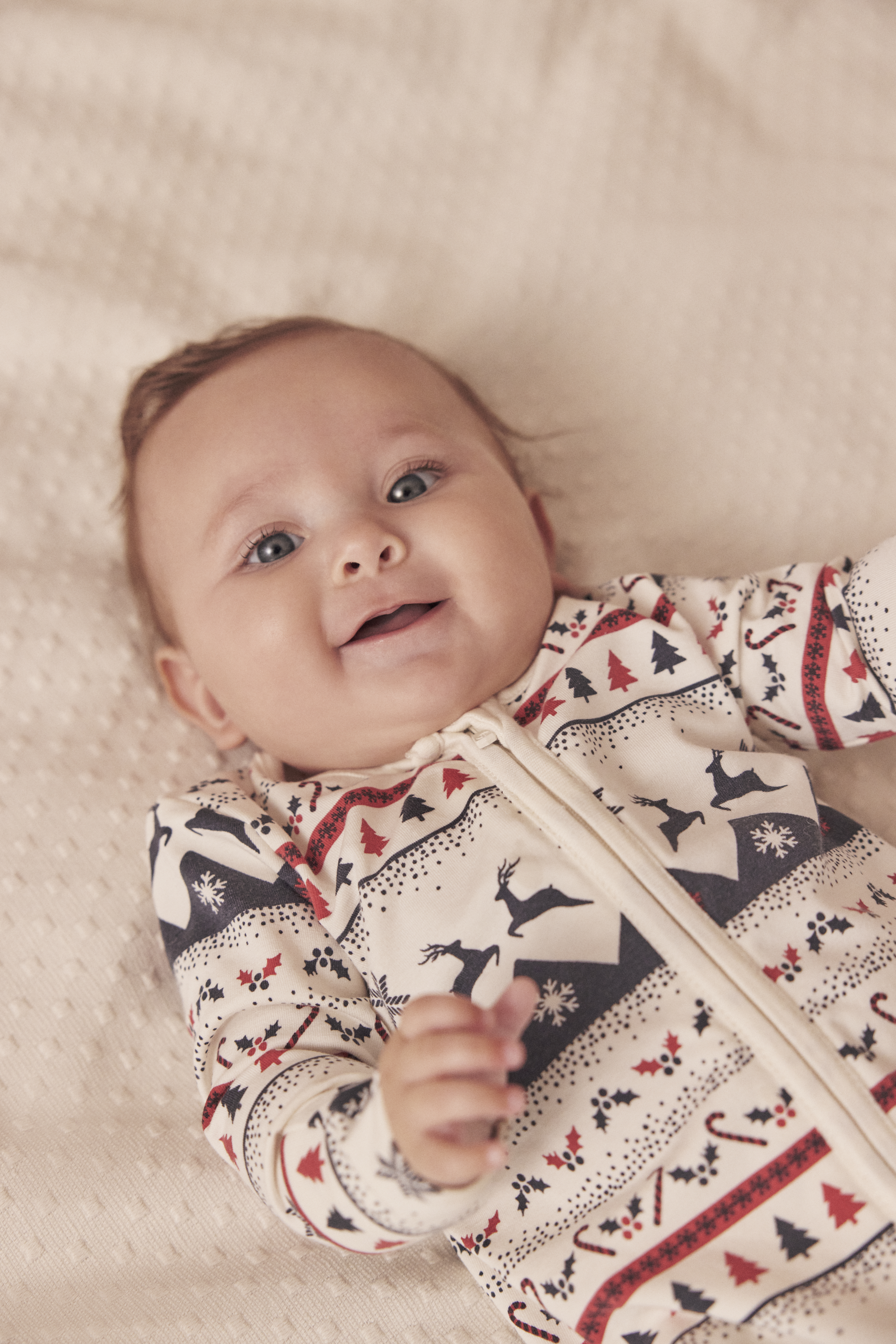 Cutest Baby Christmas Outfits – Rented  image