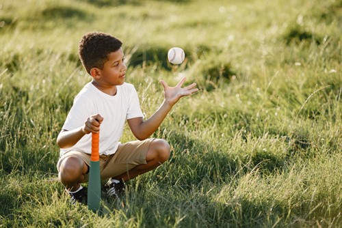 How to Spark Your Child’s Interest in Baseball  image