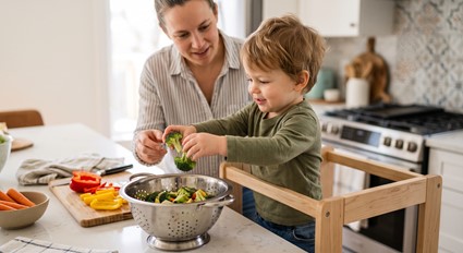 How a Learning Tower Empowers Toddlers in Daily Routines  image