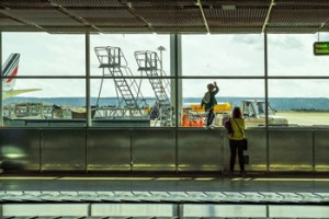 Toddlers Take Flight: 5 Fab Family Holiday Tips  image